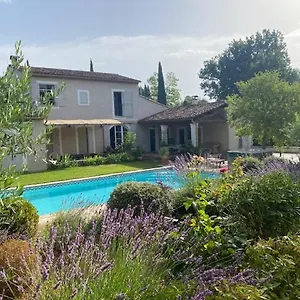 Mas Des Iris Maison d'hôtes