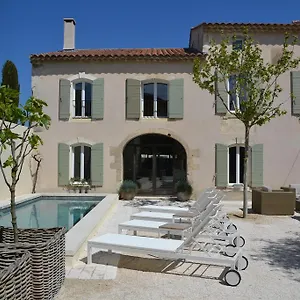 Mas à L'improviste Bed & Breakfast